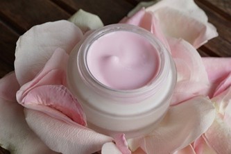 Halal beauty cream made from rose petals.